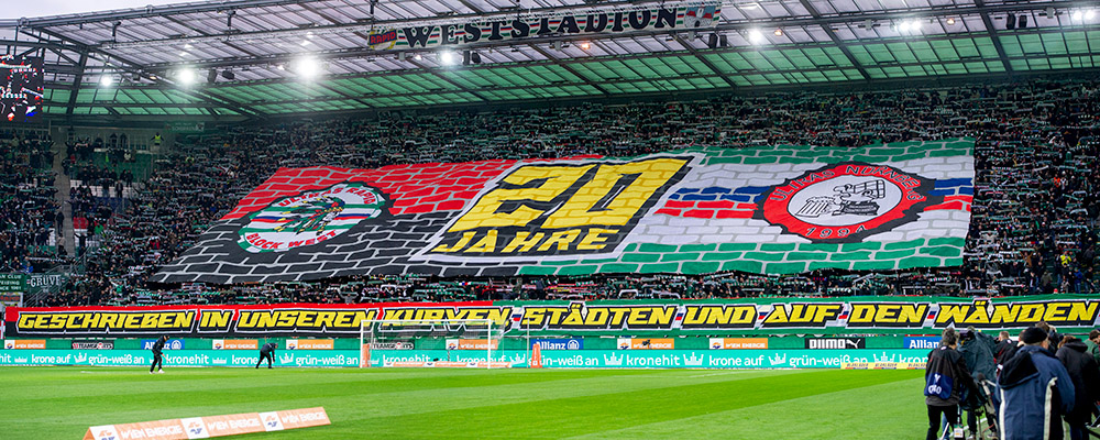 SK Rapid Wien – Red Bull Salzburg 2:4 (1:1), Wien, Allianz Stadion, Zuschauer: 24.300, SR: Dieter Muckenhammer/OÖ