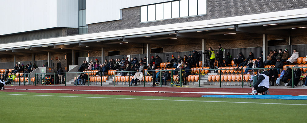 Scottish Women Premier League Frauen, Hibernians - Partick Thistle, Meadowbanl Stadium, pictures of the match, Schottland, Edinburgh