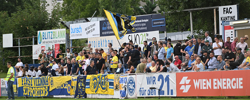 Fußball, 2.Liga, Österreich, 01.08.2025, SV Stripfing - First Vienna, Football, 2.Liga, Austria, FAC-Platz, Floridsdorf, 1. Spieltag