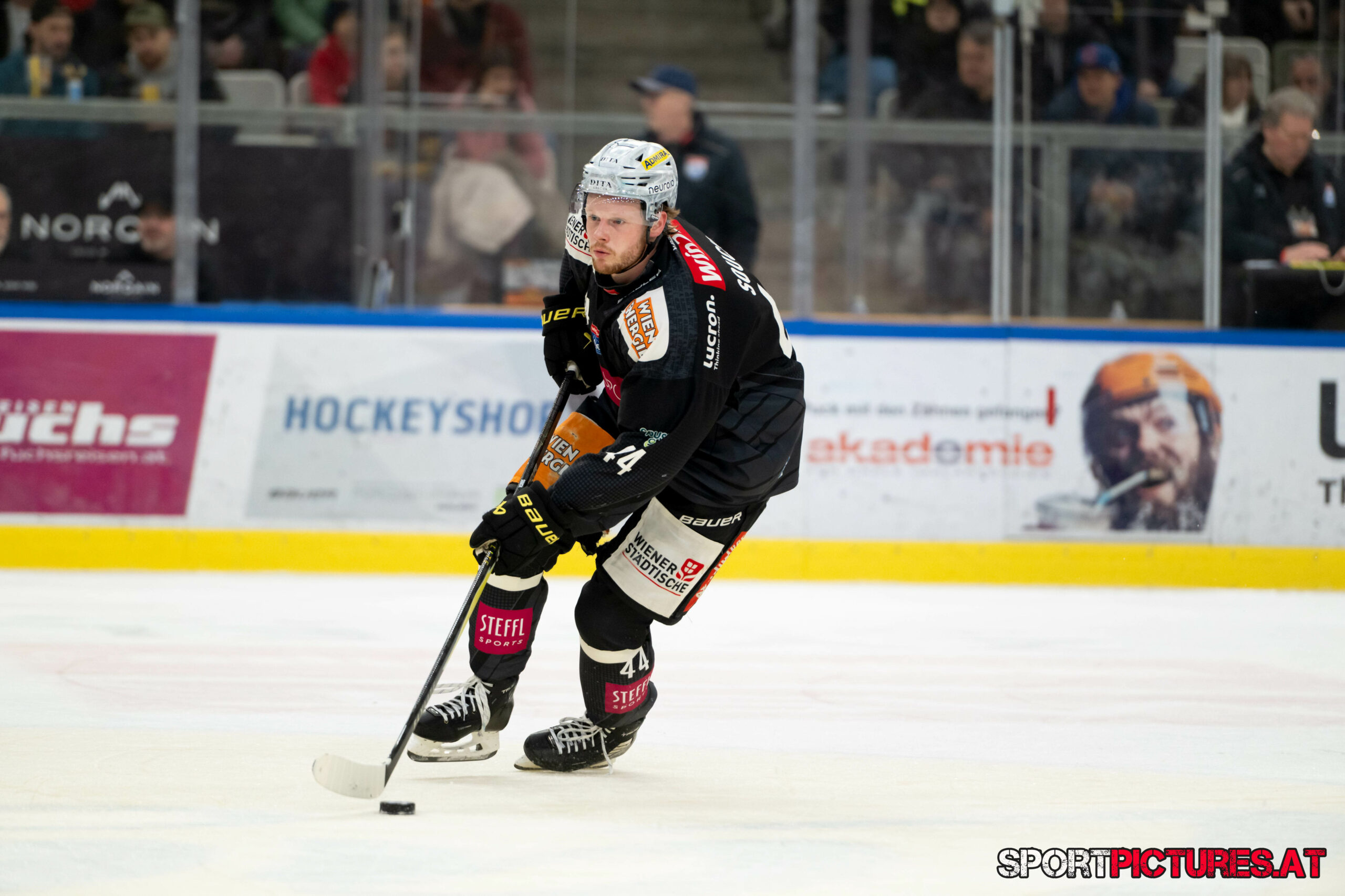 Vienna Capitals – HC Innsbruck
