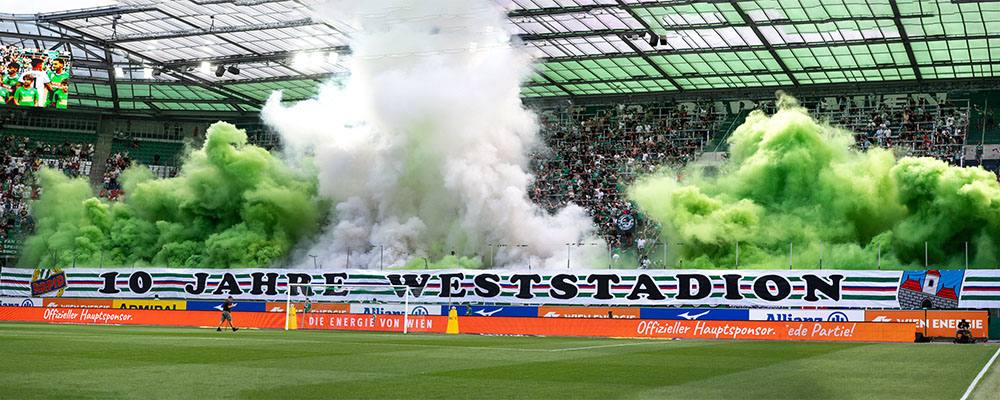 Fotos, Fußball, Bundesliga, Österreich, Wien, HSV, Hamburger SV. Photos, Soccer, international friendly, Austria, Vienna, Weststadion